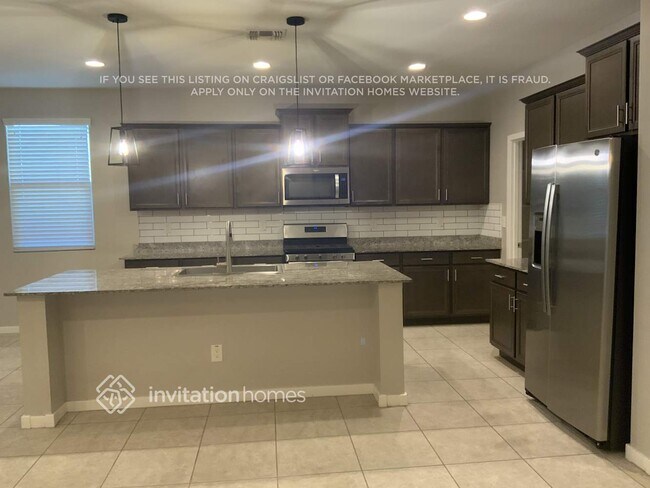 Building Photo - 644 W Panola Dr