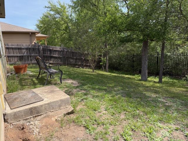 Building Photo - 5709 Levenwood Ln