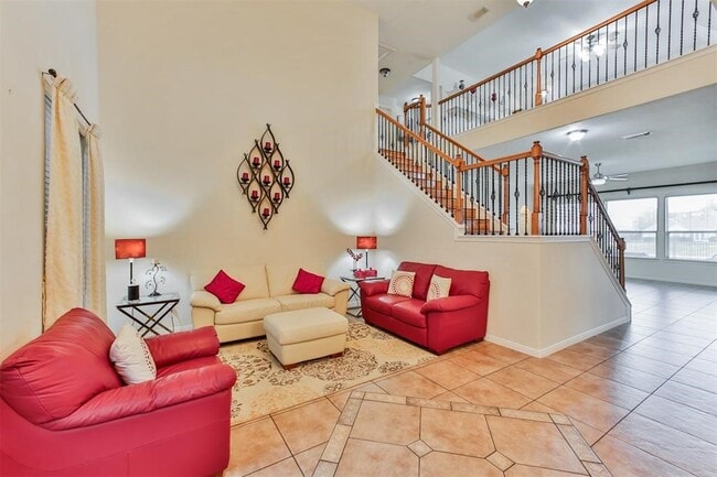 Building Photo - 16402 Pinon Vista Dr