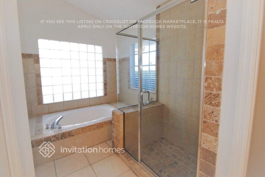 Building Photo - 1440 Bradwell Dr