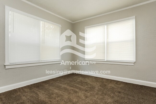 Building Photo - 3316 E 59th St