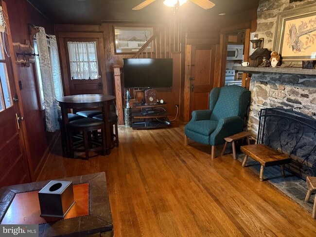 Building Photo - 7246 Sperryville Pike