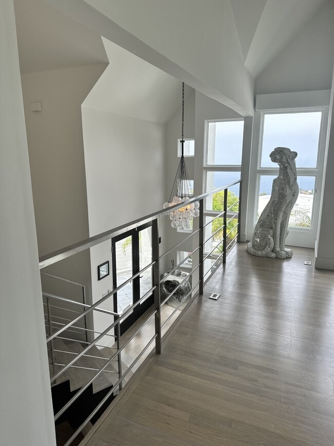 Building Photo - 766 Pelican Dr