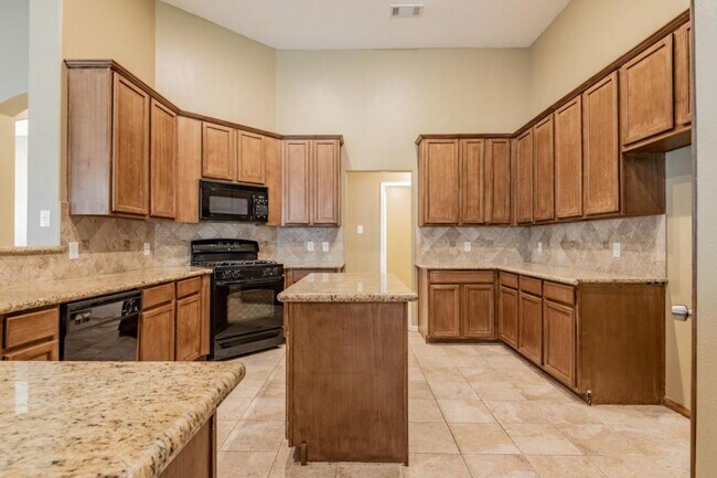 Building Photo - 18326 Cinderwood Dr