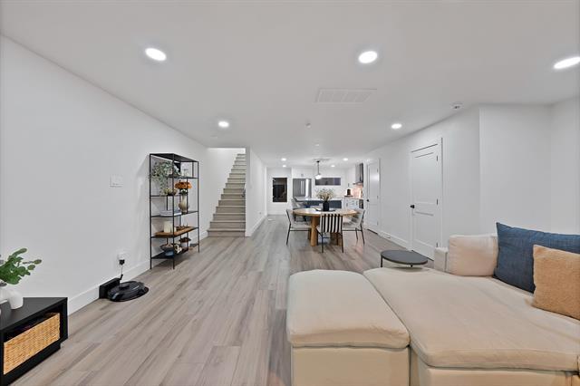 Building Photo - 4114 Delano Pl