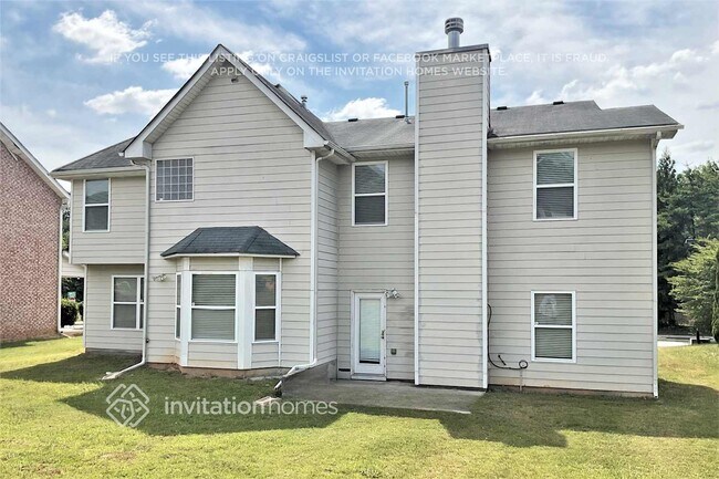 Building Photo - 250 Stapler Ct SW
