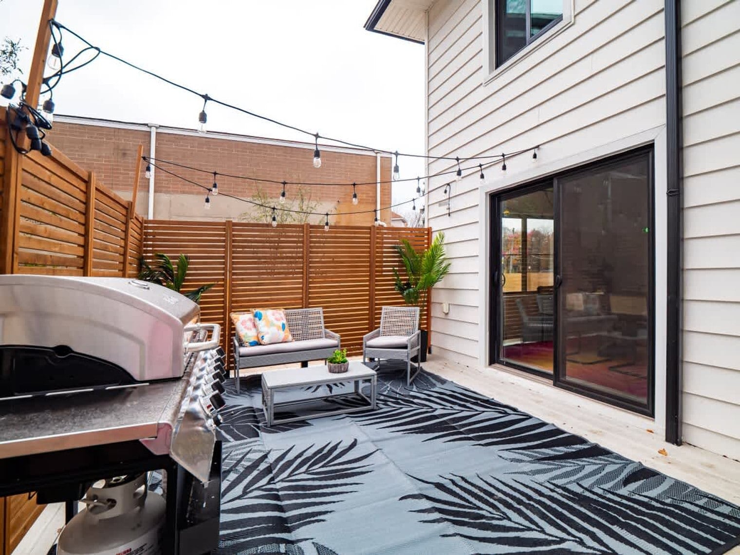 Building Photo - 25 N Rose Blvd