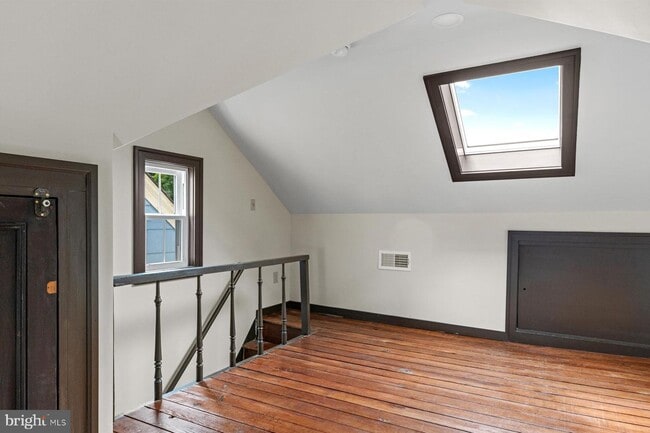 Building Photo - 51 Coryell St