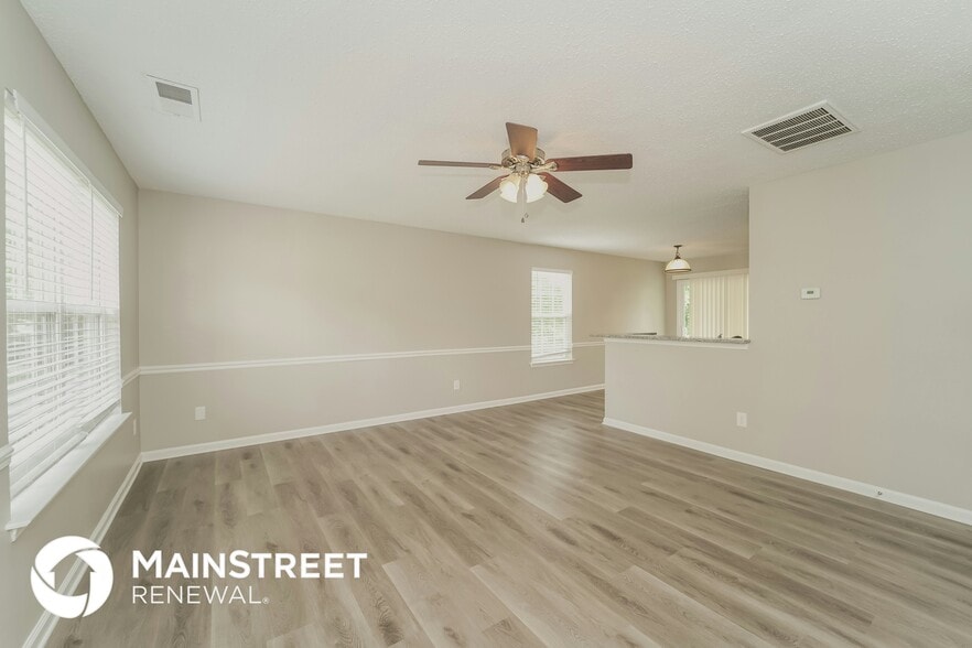 Building Photo - 11126 Amber Glen Dr