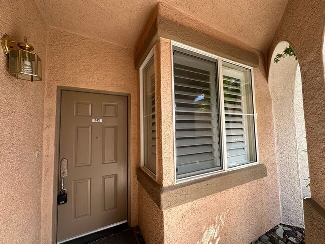 Building Photo - 6090 Ingleston Dr