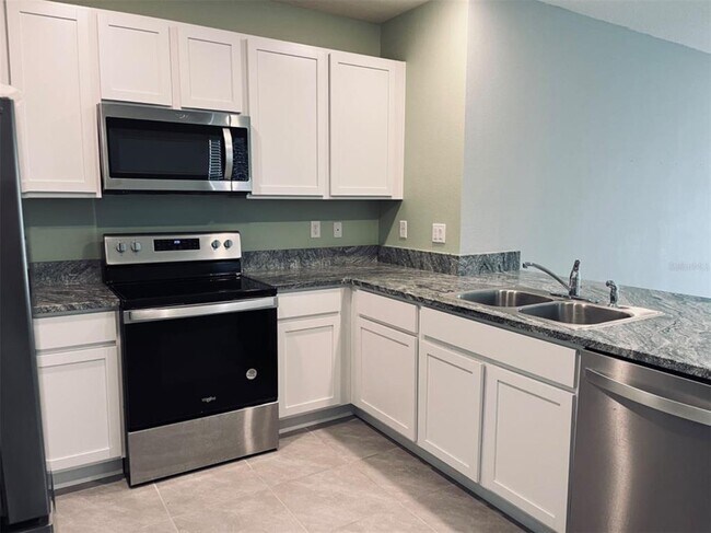 Building Photo - 5563 Birch River Trl