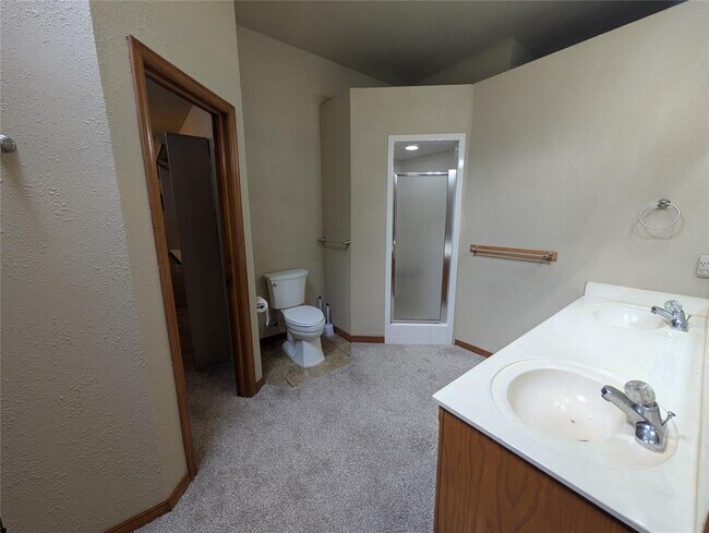 Building Photo - 3100 Windward Ct