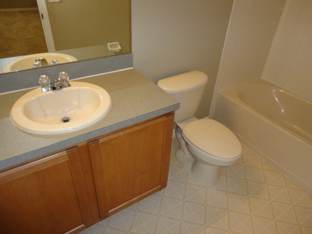 Building Photo - 1907 Seatonham St