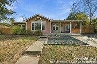 Building Photo - 126 Shadow Hill Dr