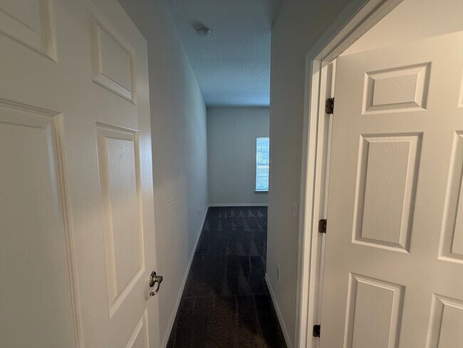 Building Photo - 2138 Penny Ln