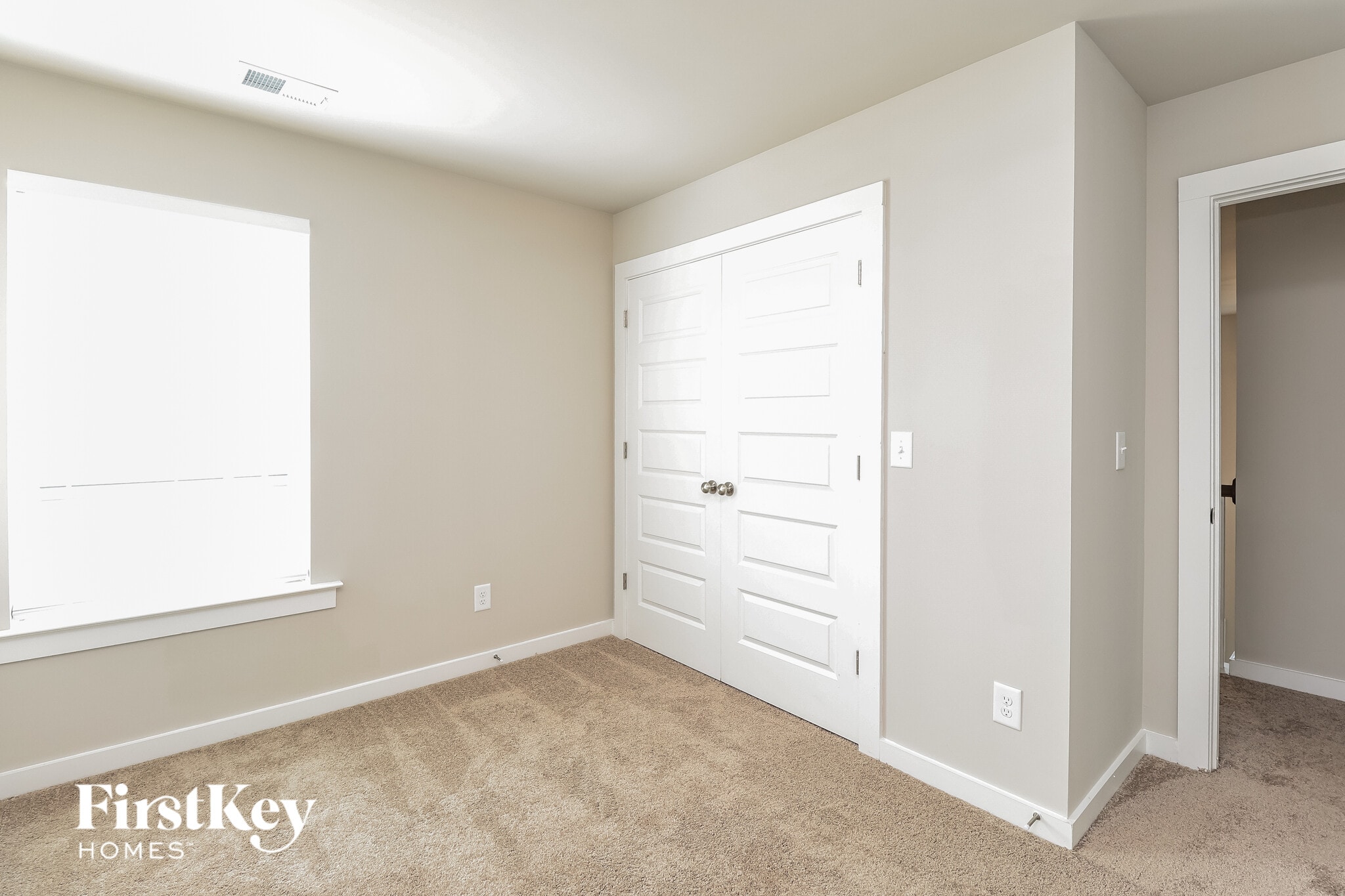 Building Photo - 320 Ridgeview Cir