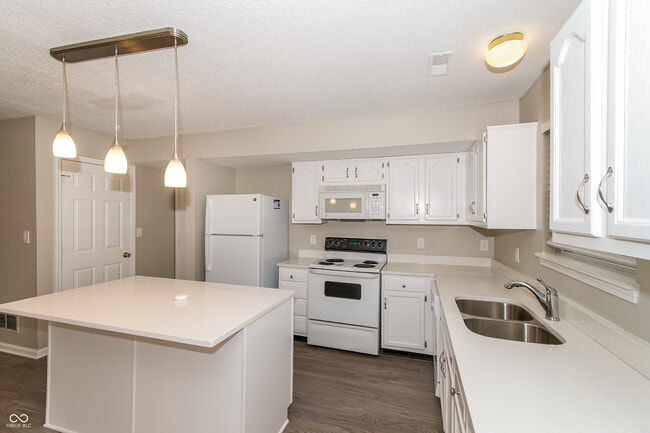 Building Photo - 4124 Orchard Valley Ln