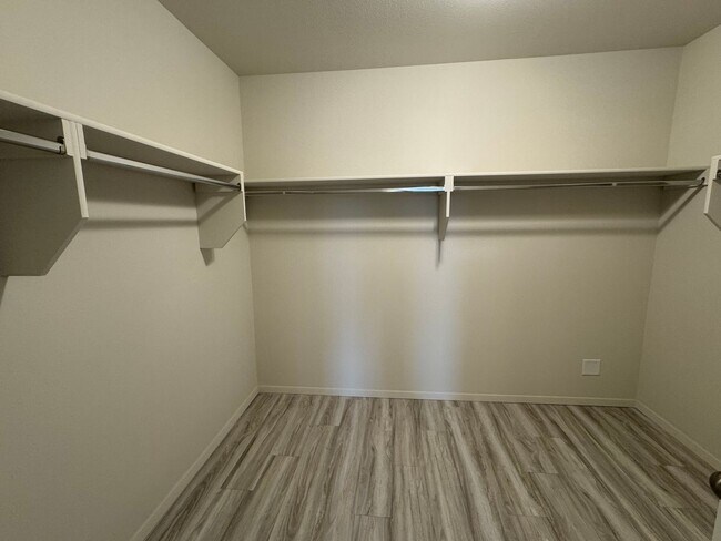 Building Photo - NEW CONTRUCTION - 4 bed-3 bath-3 car garage.