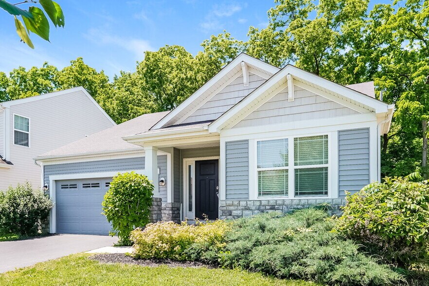 Building Photo - 349 Cloverhill Dr
