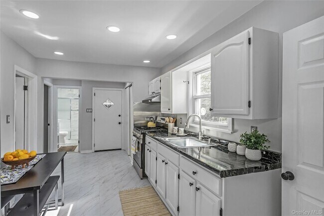 Building Photo - 53 Washington Ave