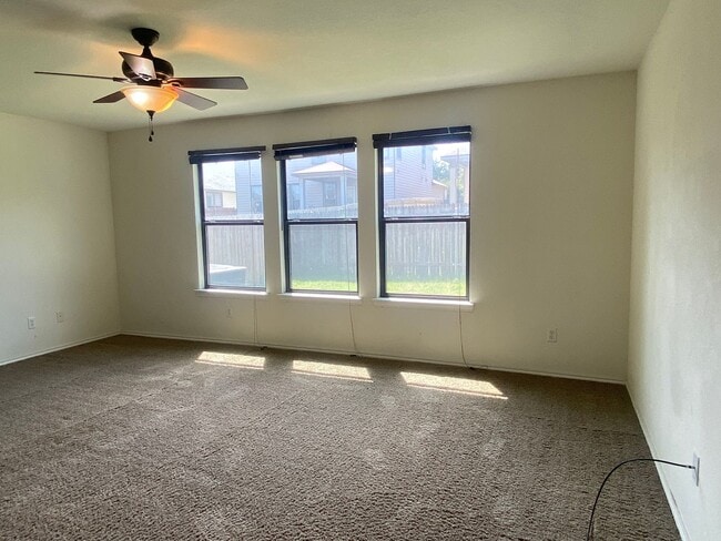 Building Photo - 3 BEDROOM, PLUS STUDY,  BELTON ISD