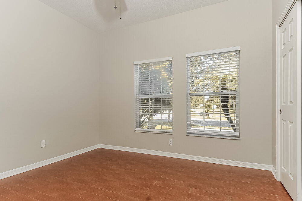 Building Photo - 915 Parker Den Dr