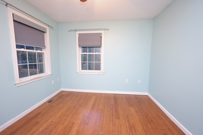 Building Photo - 55 Glenrose Ave