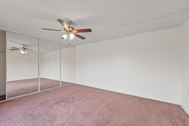 Building Photo - 156 Lake Arbor Dr