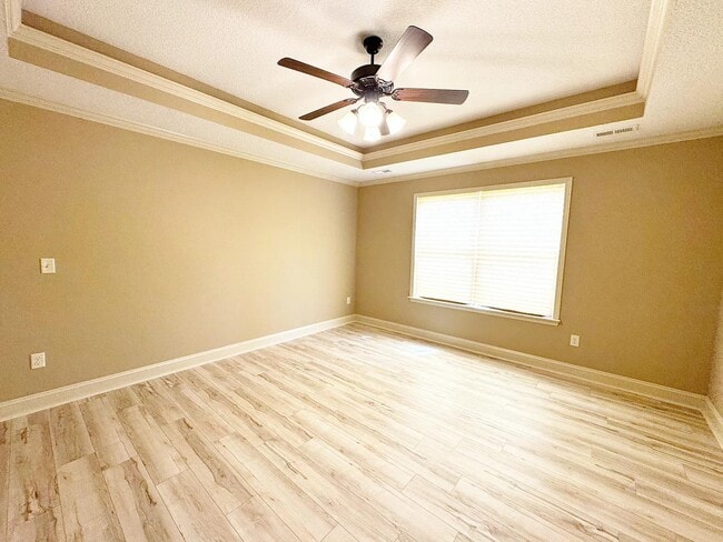 Building Photo - 106 S Hamlet Ct