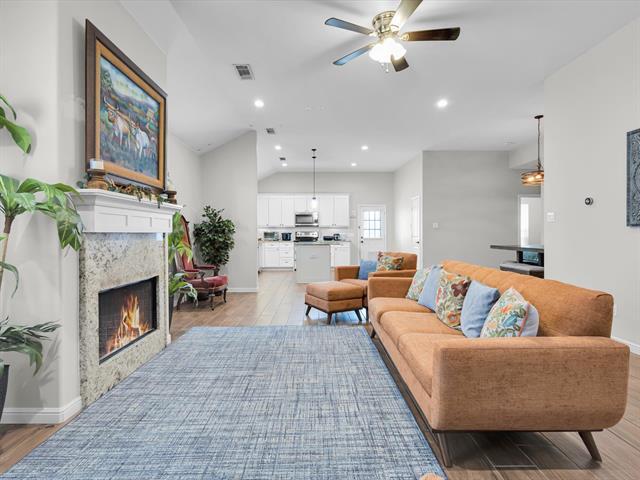 Building Photo - 10149 Lone Eagle Dr