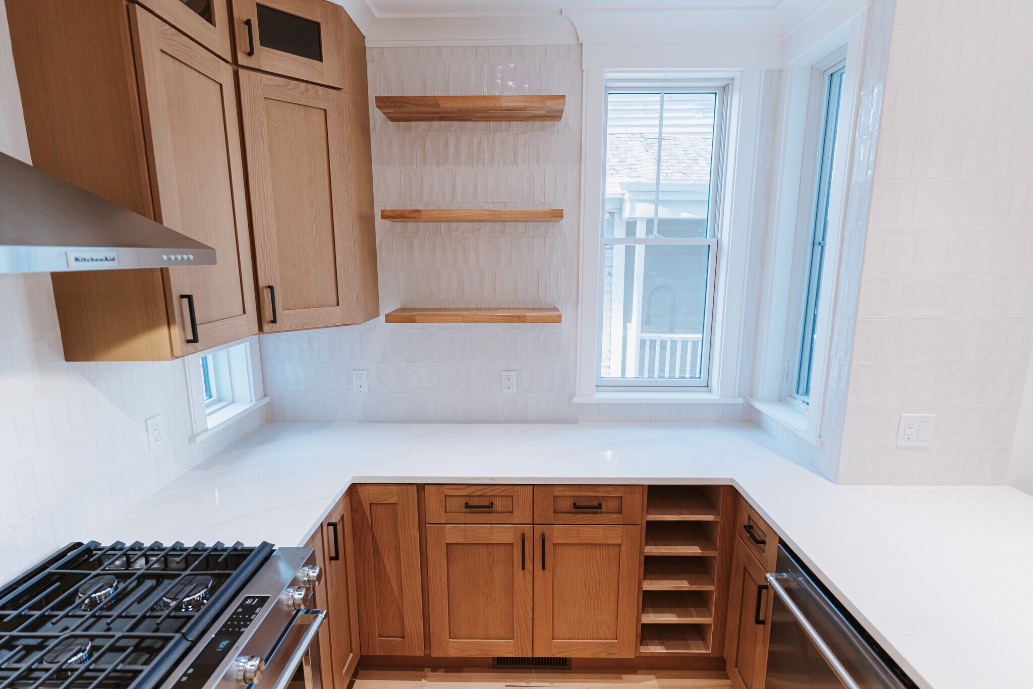 Building Photo - 5 Thurston St