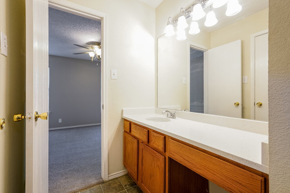 Building Photo - 10648 Towerwood Dr
