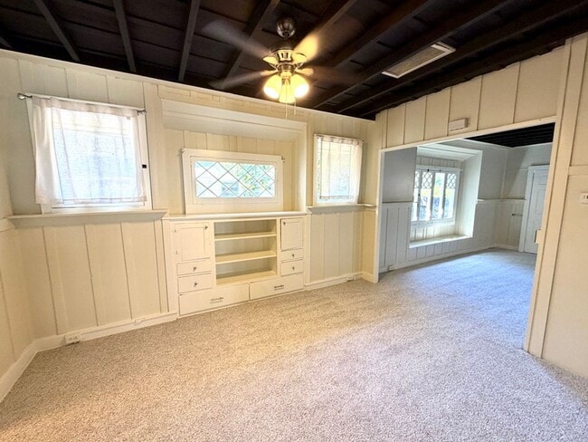 Building Photo - Adorable Downtown Upland Bungalow