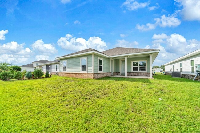 Building Photo - 115 Speckled Trout Ln S