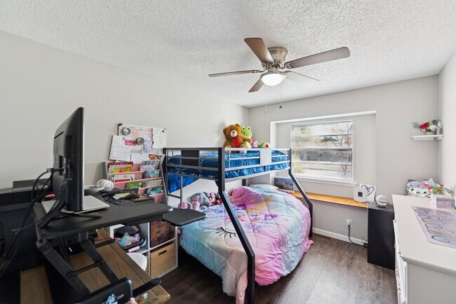 Building Photo - 330 S 164th E Pl