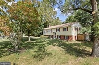 Building Photo - 5812 Helmsdale Ln