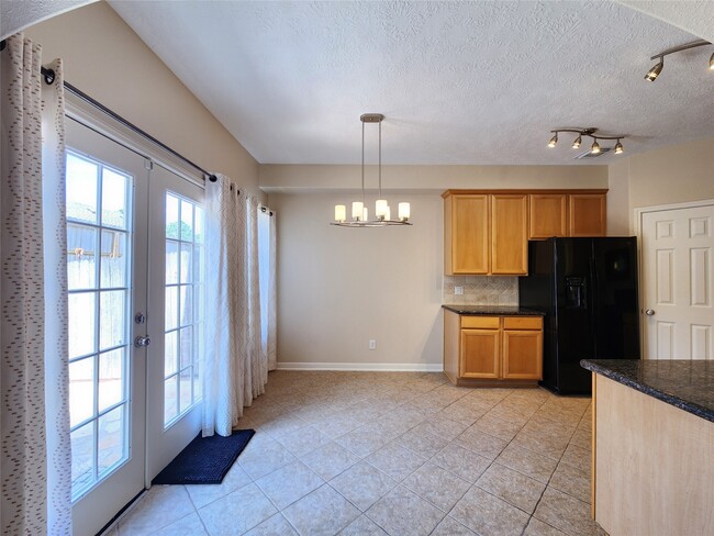 Building Photo - 1408 S Friendswood Dr
