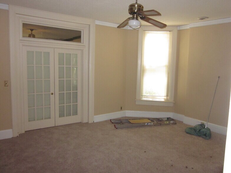 Building Photo - 1508 South St