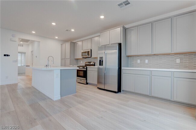 Building Photo - 3302 Viola Hls Ave