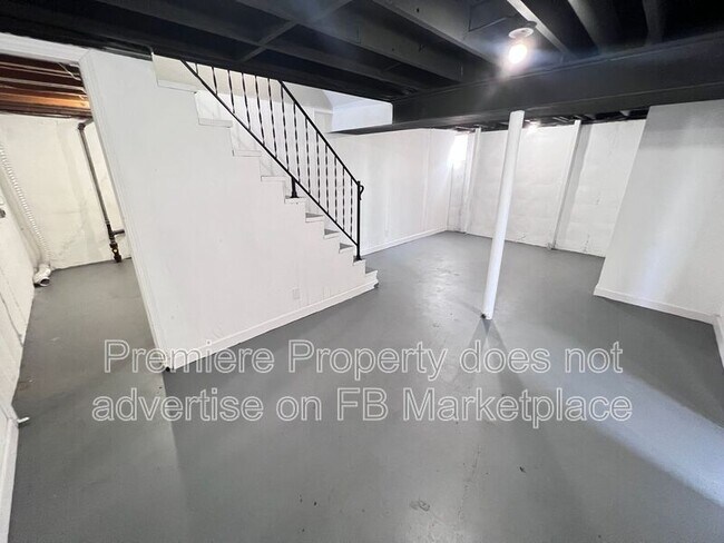 Building Photo - 7601 E 48th St
