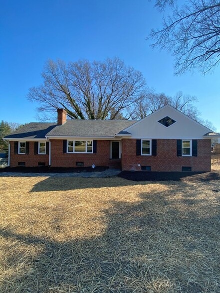Primary Photo - 8217 Woodman Rd