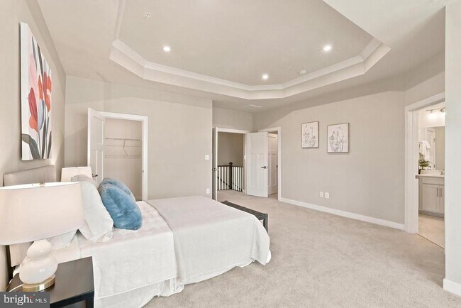 Building Photo - 24274 Thurso Sq