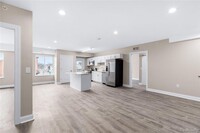 Building Photo - Brand new Rochester apartment close to dow...