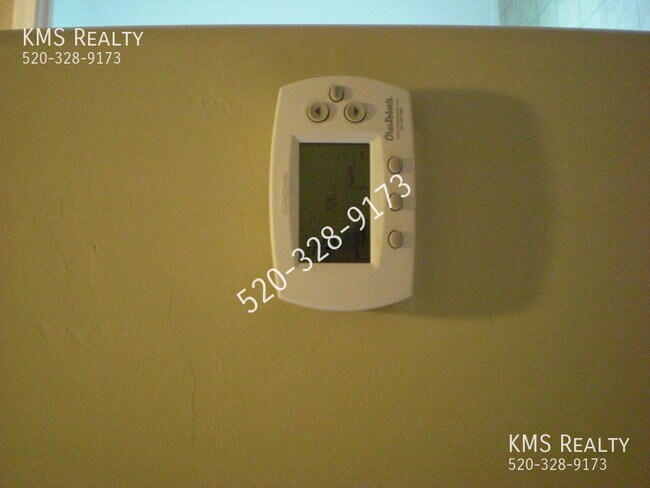 Building Photo - 14013 E Voss St