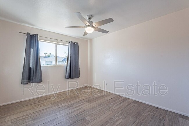 Building Photo - 8416 E Rancho Vista Dr