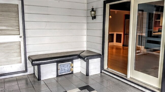 Building Photo - 25 Trenton Square