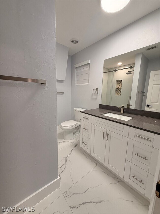 Building Photo - 3711 4th Ave NE