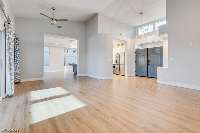 Building Photo - 2508 Sandilands Dr
