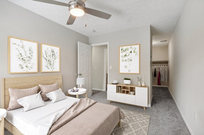 Building Photo - Pinnacle on Pleasant