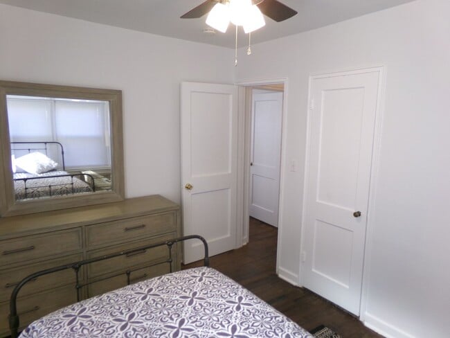 Building Photo - 2507B Miller Park Circle